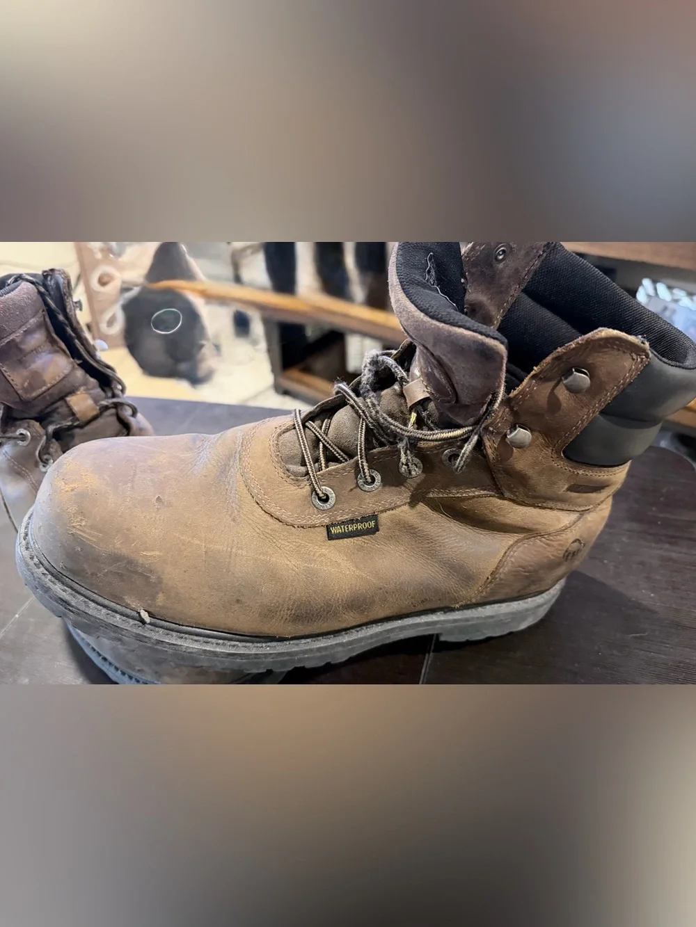 Wolverine Brown Leather Lace-Up Work Boots with Steel Toe-waterproof